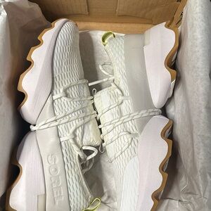 Sorel Women's Kinetic Impact Lace White Mesh Sneakers Size 8